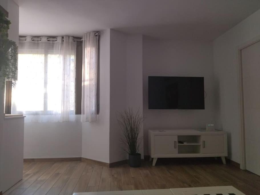 Apartmán Bonito Piso Recien Reformado Con Zona De Parking Almuñécar Exteriér fotografie